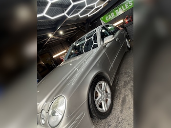 Used Mercedes-Benz E Class 2006 for sale - 78568757: Photo