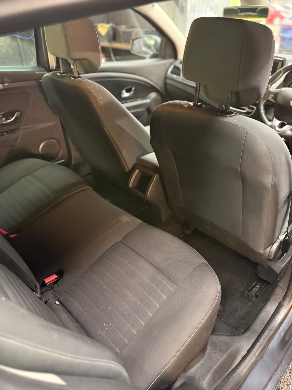 Used Renault Megane 2015 for sale - 77065920: Photo 5