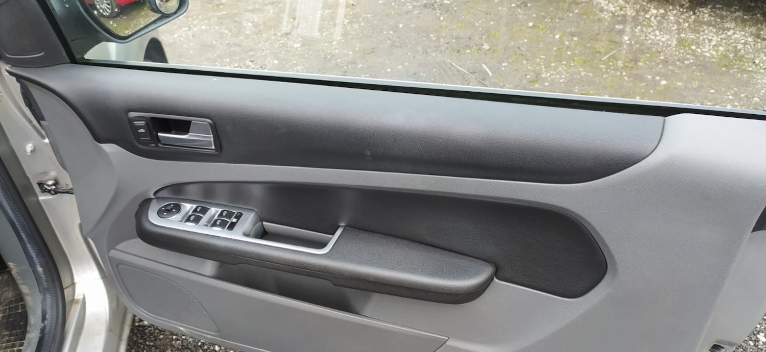 Used Ford Focus CC 2008 for sale - 77303647: Photo 20