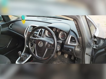 Used Vauxhall Astra 2012 for sale - 75598757: Photo