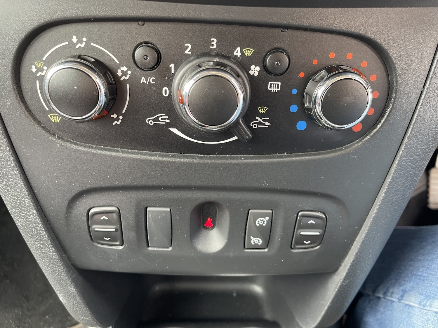 Used Dacia Logan MCV 2016 for sale - 78053345: Photo 10