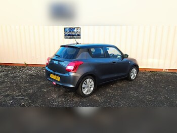 Used Suzuki Swift 2017 for sale - 76817557: Photo