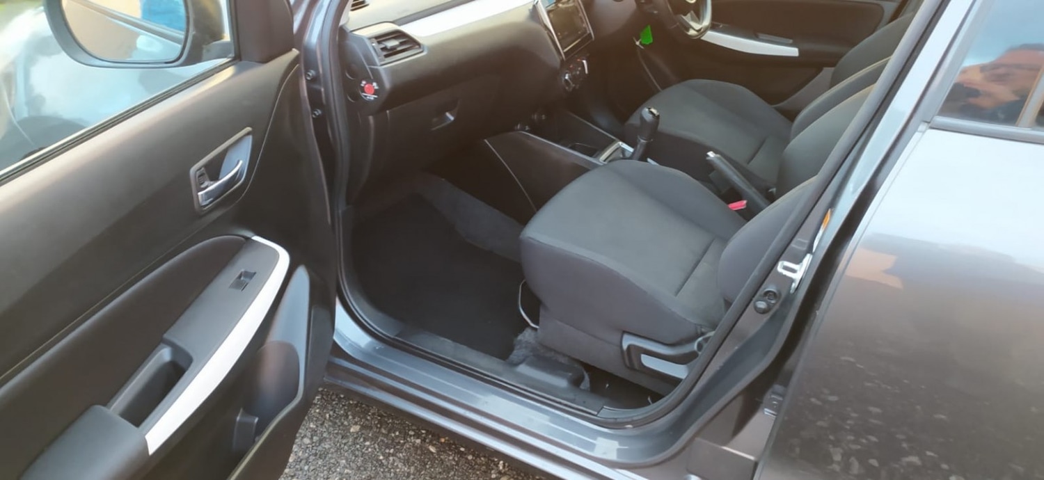 Used Suzuki Swift 2017 for sale - 76817557: Photo 50