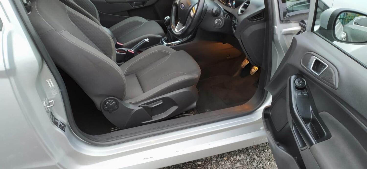 Used Ford Fiesta 2015 for sale - 76769402: Photo 29
