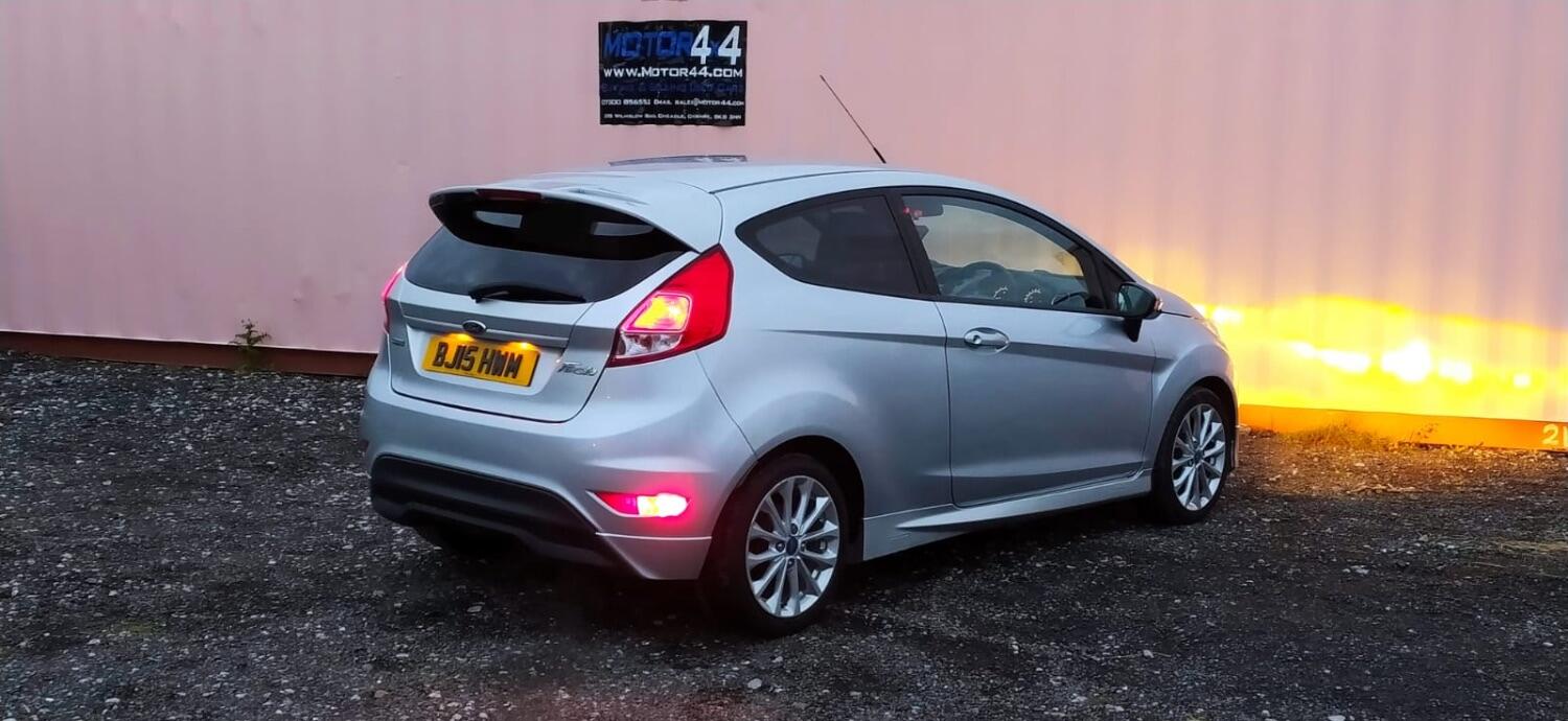 Used Ford Fiesta 2015 for sale - 76769402: Photo 6