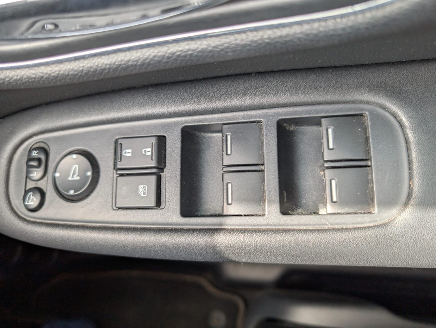 Used Honda HR-V 2017 for sale - 78201984: Photo 12