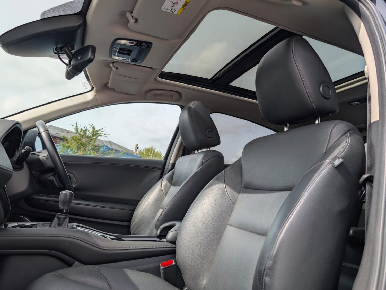 Used Honda HR-V 2017 for sale - 78201984: Photo 22