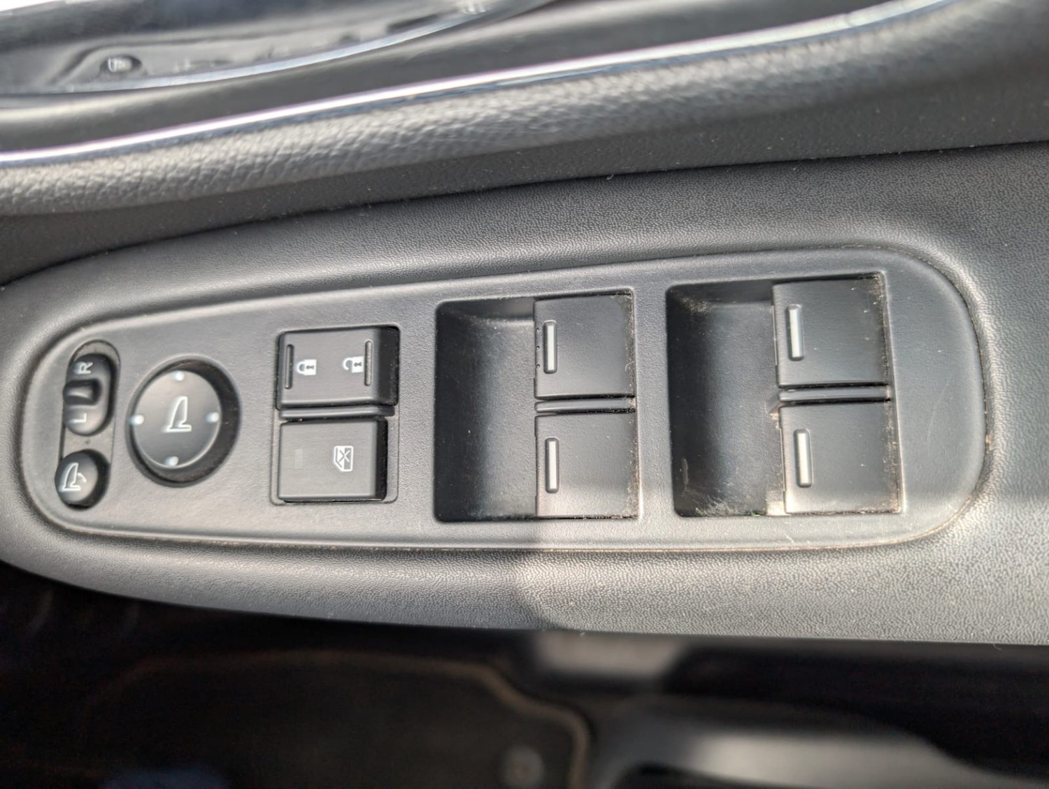 Used Honda HR-V 2017 for sale - 78201984: Photo 28