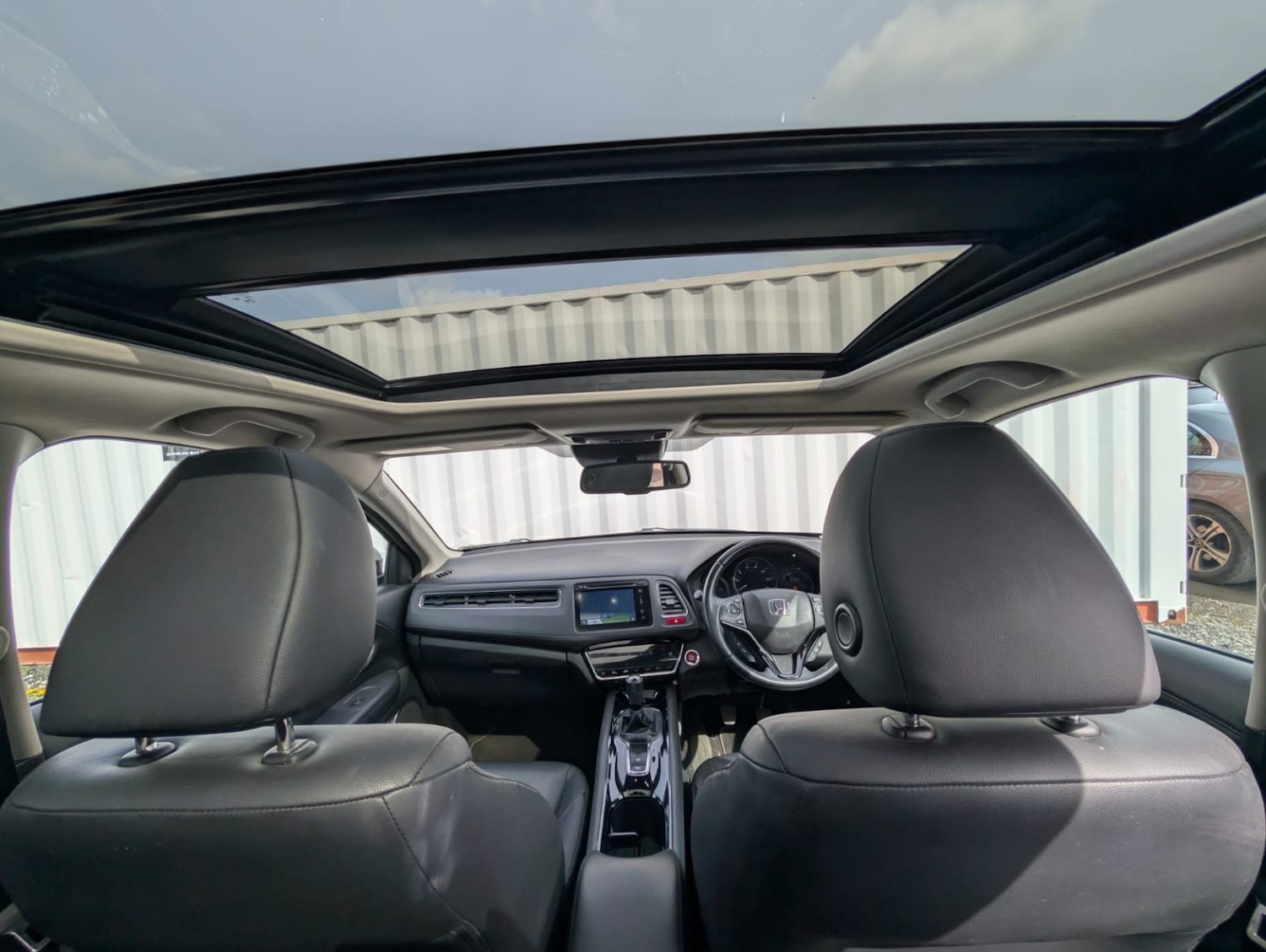 Used Honda HR-V 2017 for sale - 78201984: Photo 37
