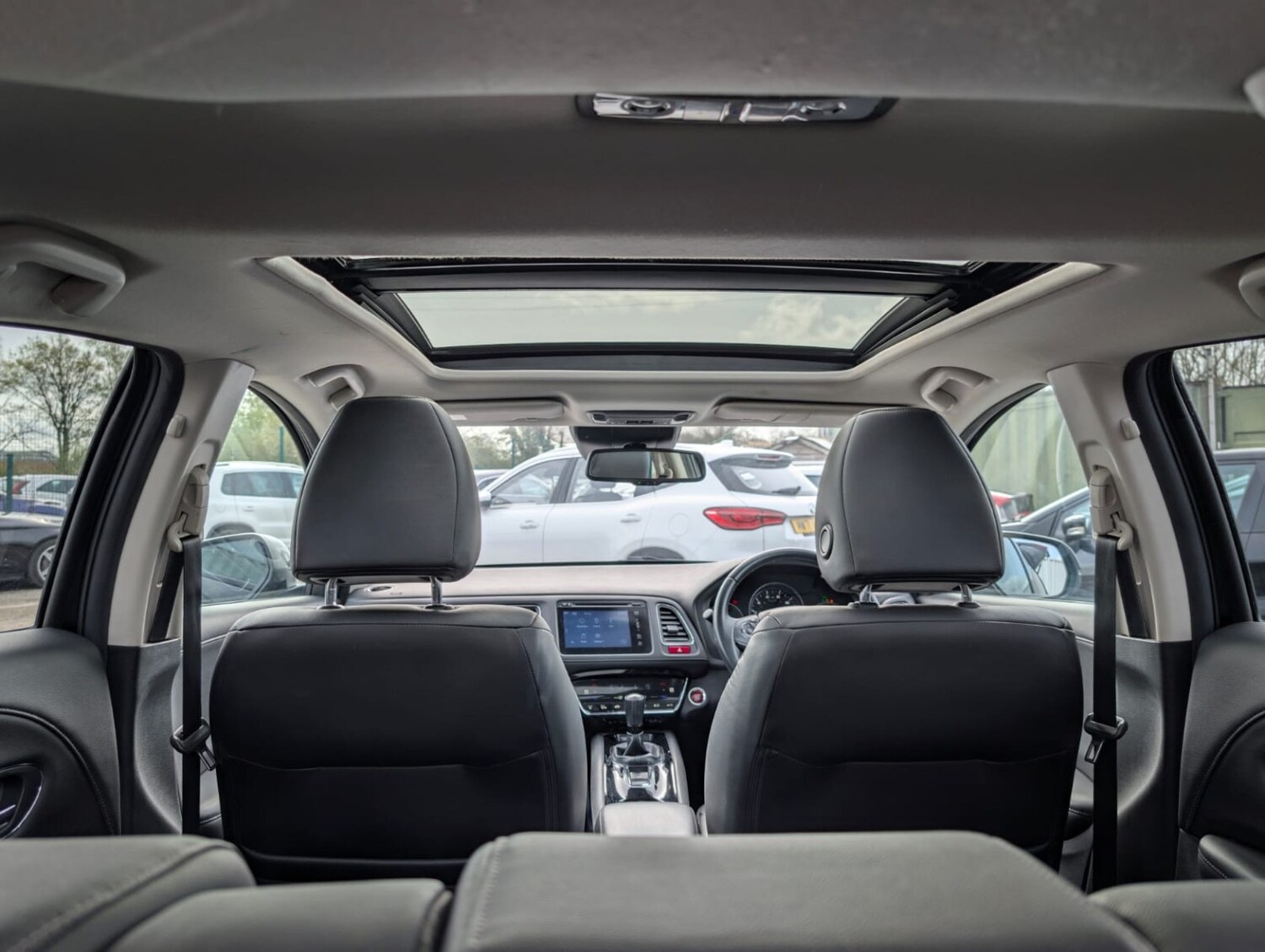 Used Honda HR-V 2017 for sale - 78201984: Photo 43