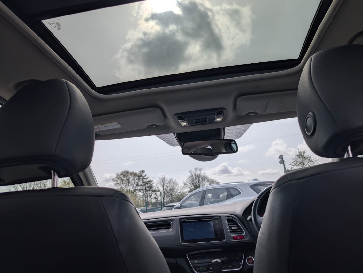 Used Honda HR-V 2017 for sale - 78201984: Photo 52