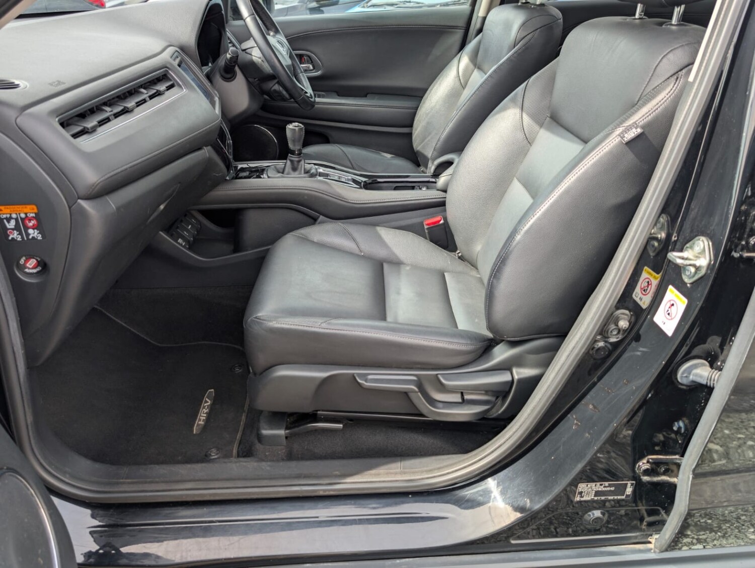 Used Honda HR-V 2017 for sale - 78201984: Photo 6