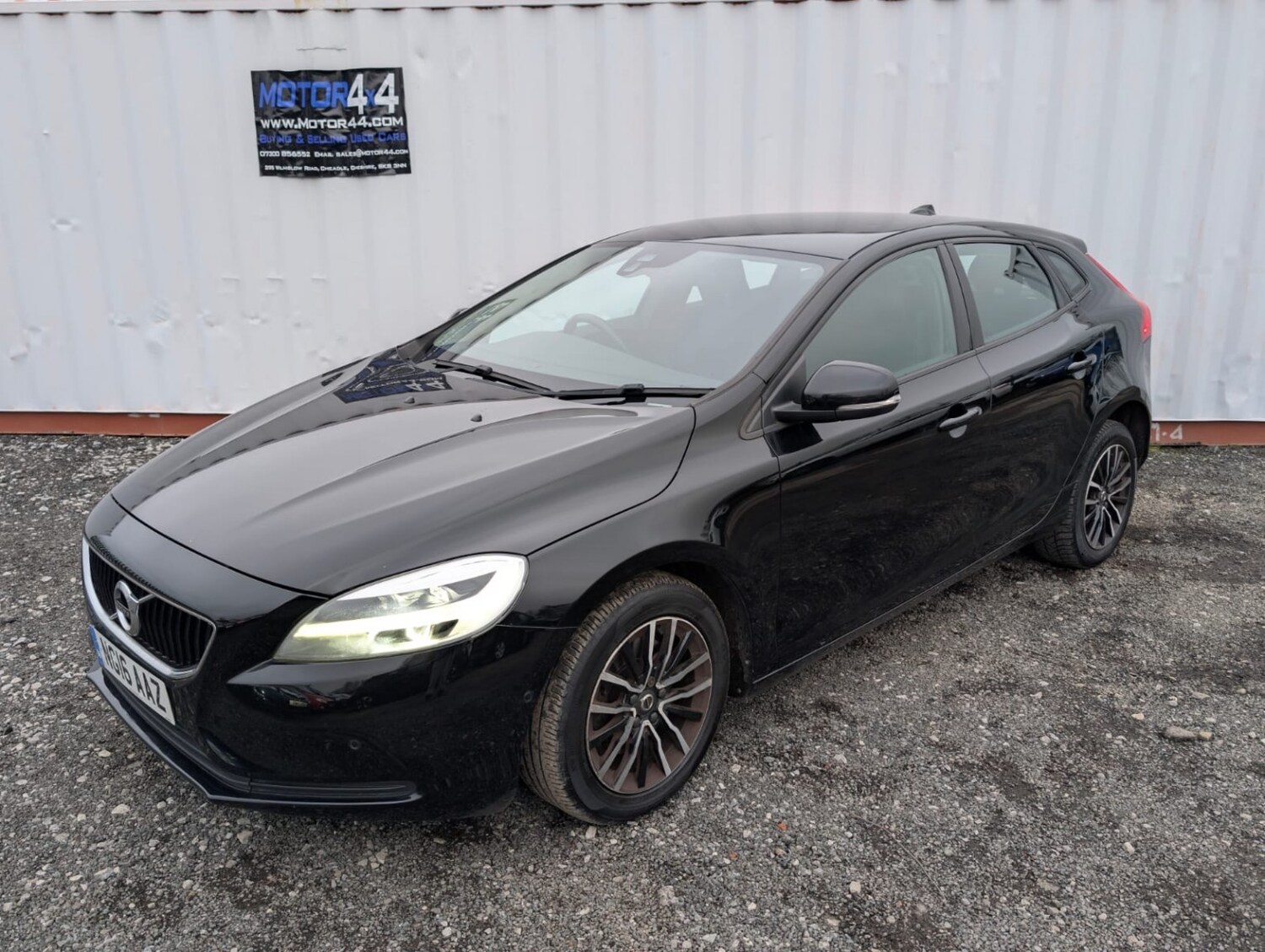 Used Volvo V40 2016 for sale - 77548316: Photo 17