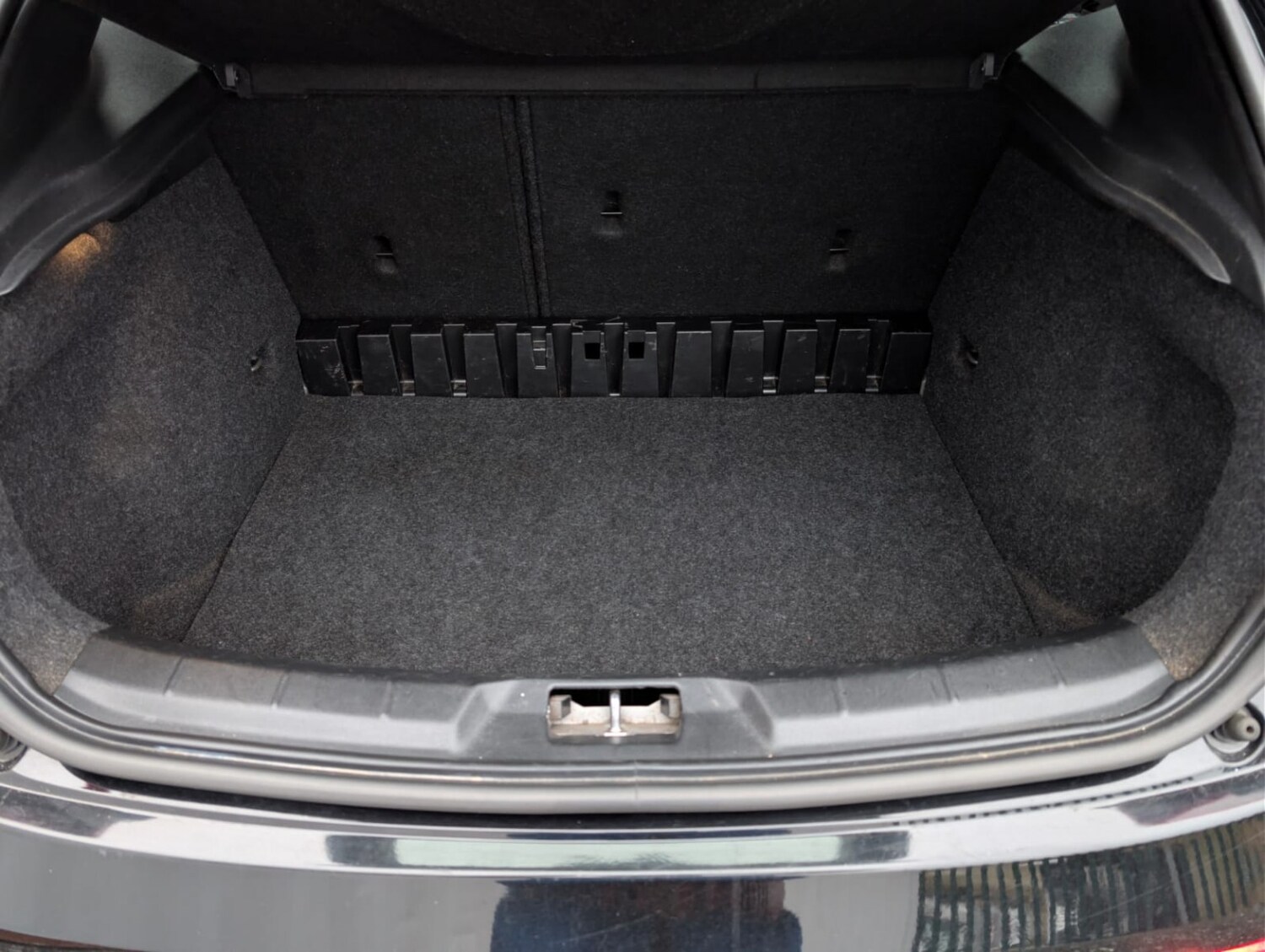 Used Volvo V40 2016 for sale - 77548316: Photo 19