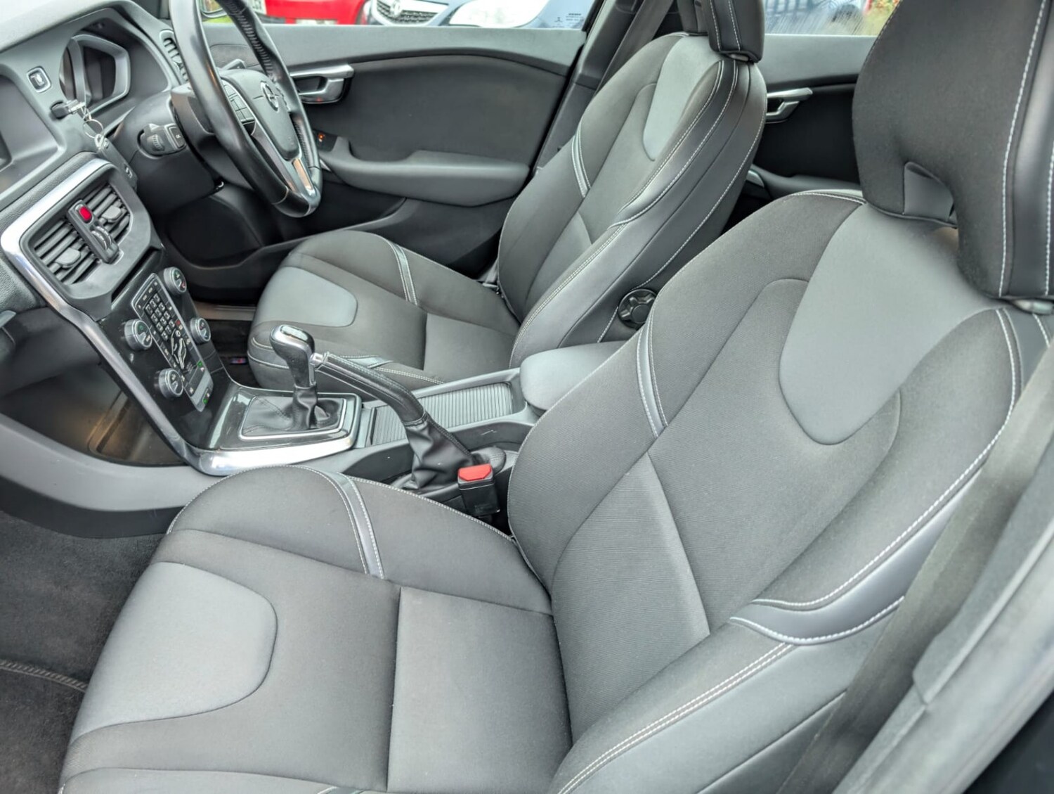 Used Volvo V40 2016 for sale - 77548316: Photo 25