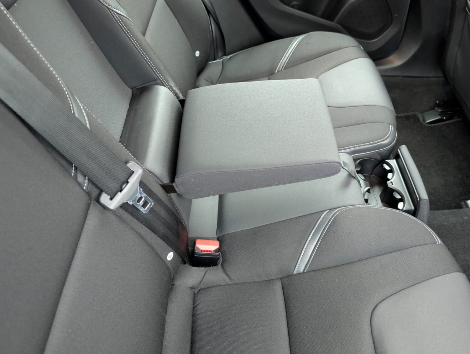 Used Volvo V40 2016 for sale - 77548316: Photo 35