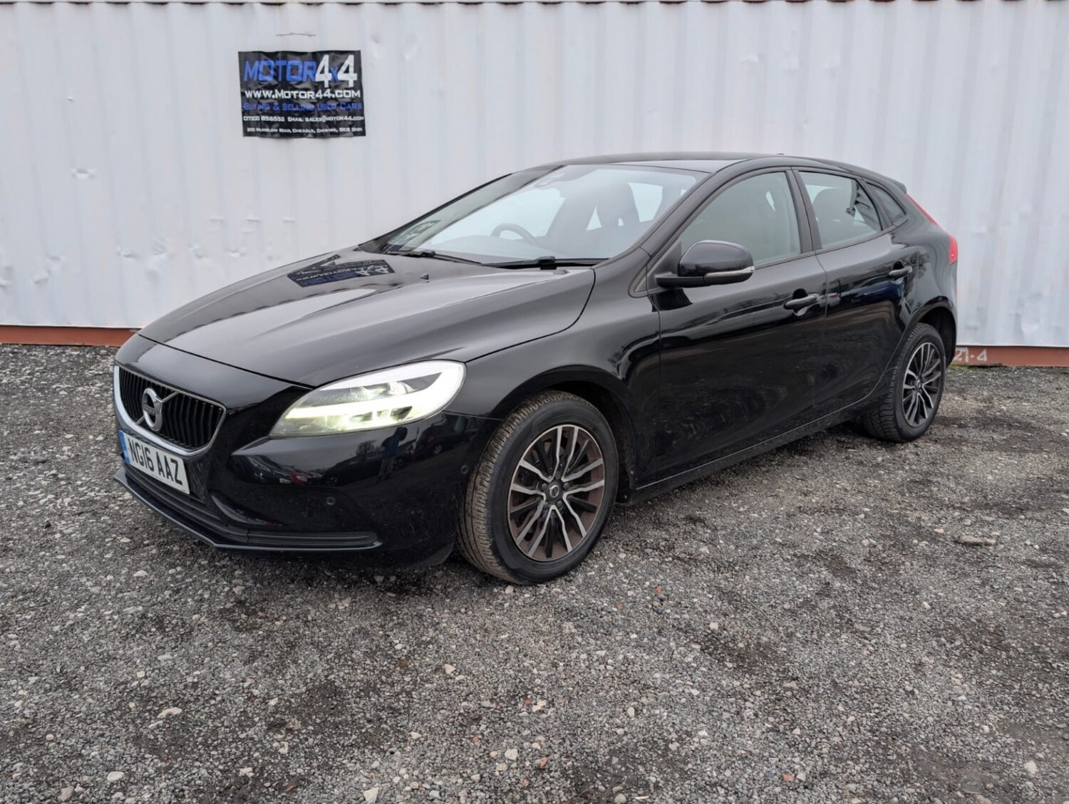 Used Volvo V40 2016 for sale - 77548316: Photo 36