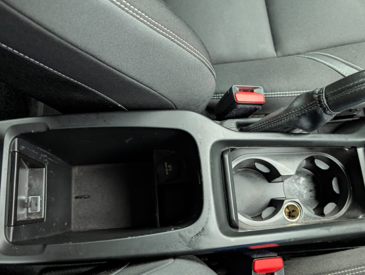 Used Volvo V40 2016 for sale - 77548316: Photo 45