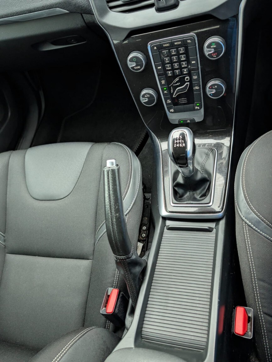 Used Volvo V40 2016 for sale - 77548316: Photo 7