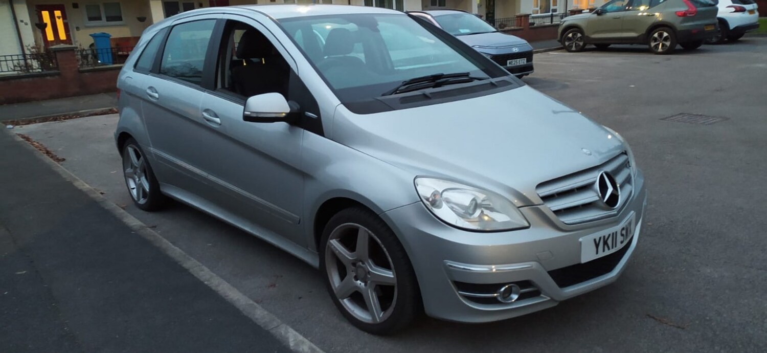 Used Mercedes-Benz B Class 2011 for sale - 77085295: Photo 24