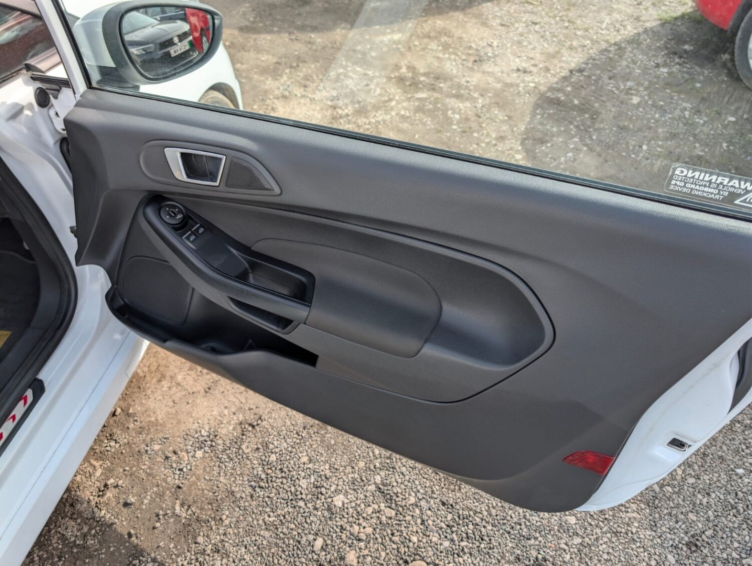 Used Ford Fiesta 2015 for sale - 78201942: Photo 13