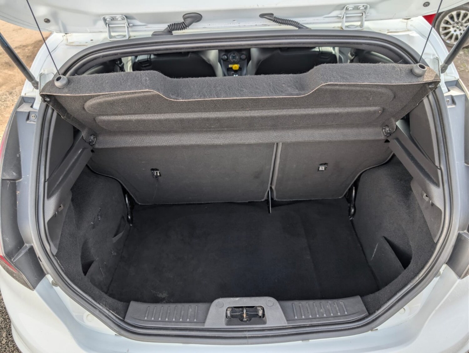 Used Ford Fiesta 2015 for sale - 78201942: Photo 19