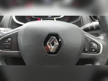 Used Renault Clio 2016 for sale - 77616384: Photo