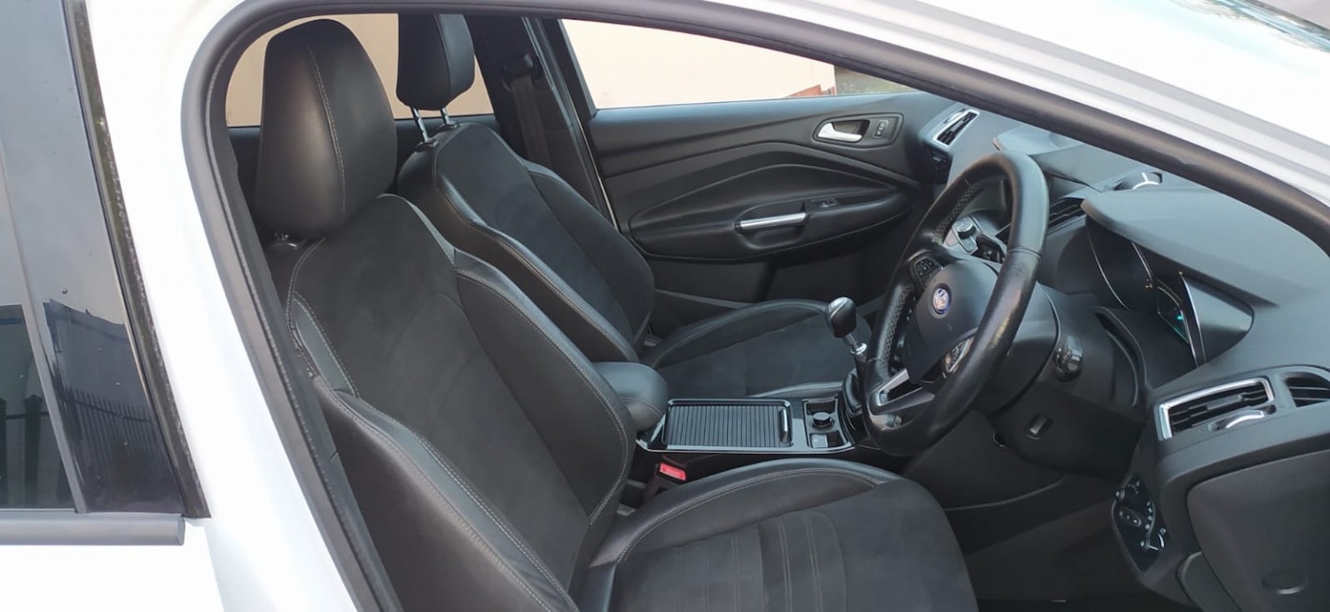 Used Ford Kuga 2017 for sale - 76799294: Photo 10