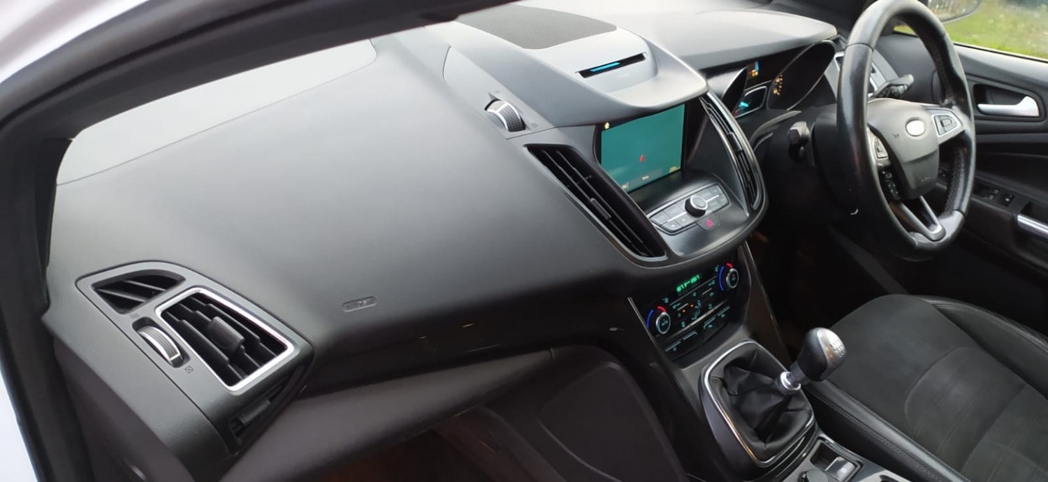 Used Ford Kuga 2017 for sale - 76799294: Photo 13