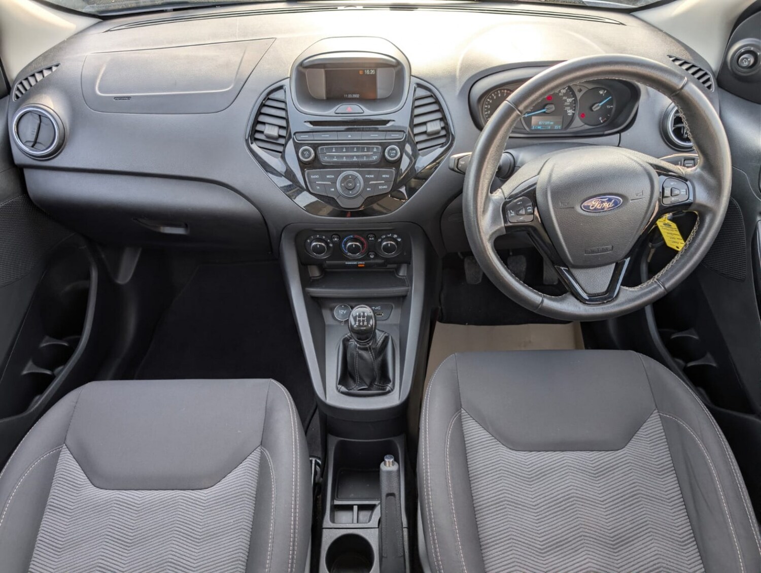 Used Ford Ka+ 2018 for sale - 78201999: Photo 37