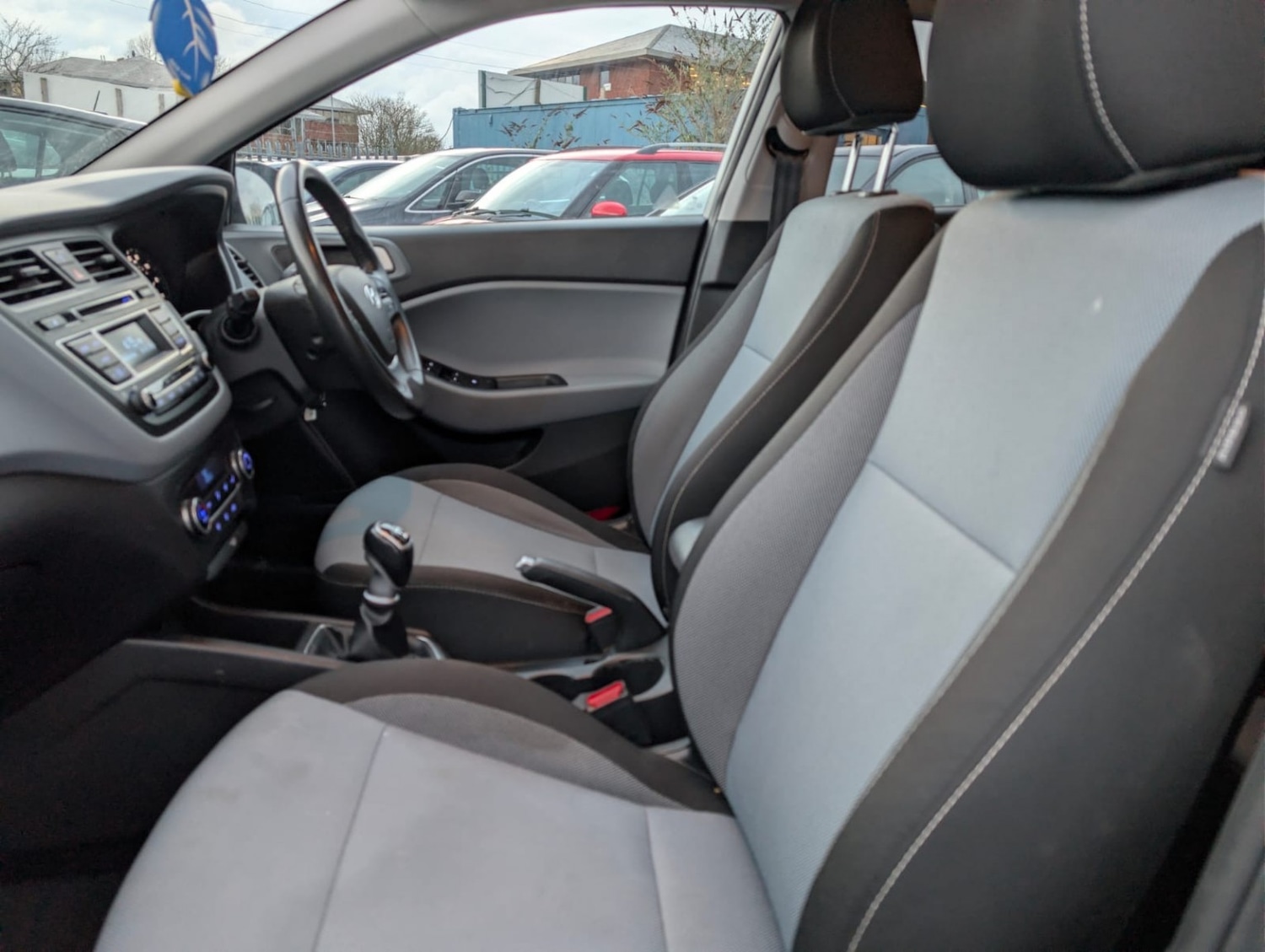 Used Hyundai i20 2017 for sale - 77548220: Photo 27