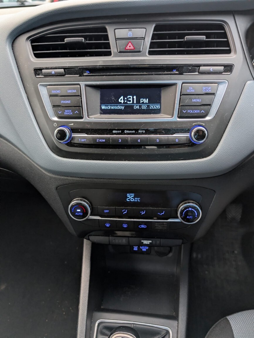 Used Hyundai i20 2017 for sale - 77548220: Photo 40