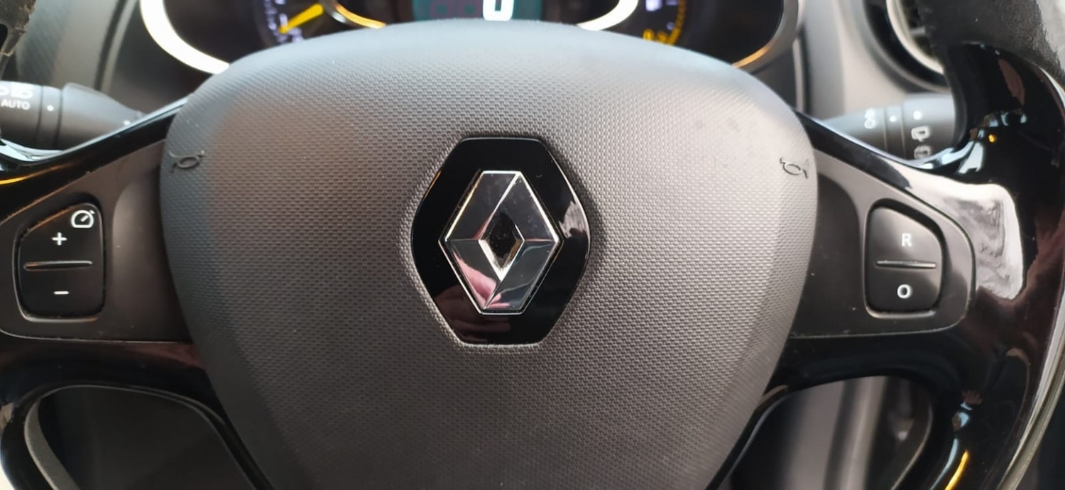 Used Renault Clio 2014 for sale - 77173213: Photo 32