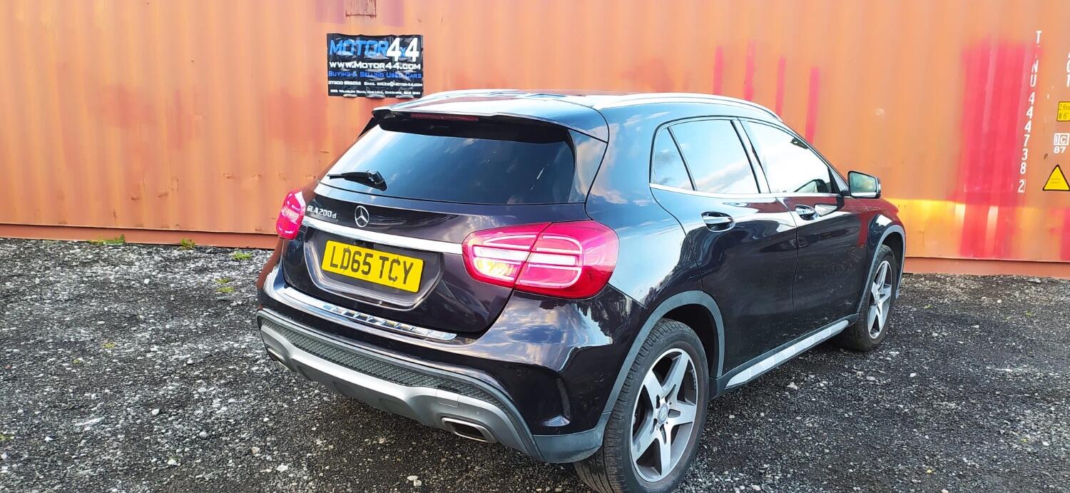 Used Mercedes-Benz GLA 2015 for sale - 76817535: Photo 2
