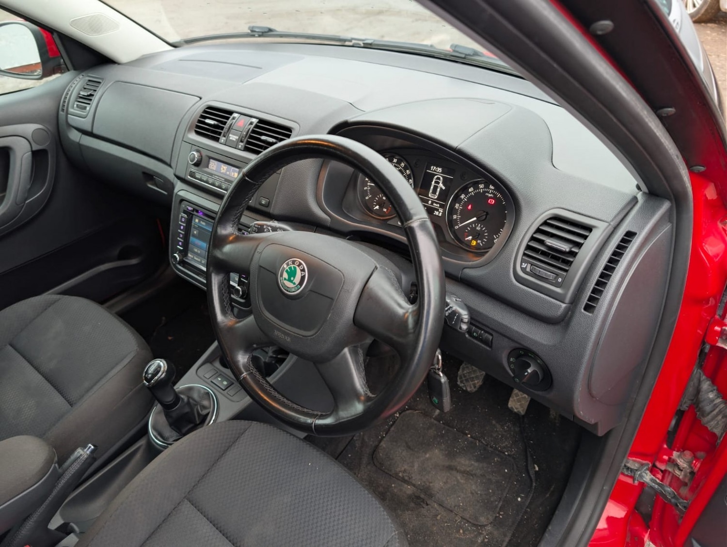 Used Skoda Fabia 2010 for sale - 77385178: Photo 6