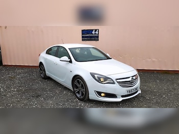 Vauxhall - Insignia