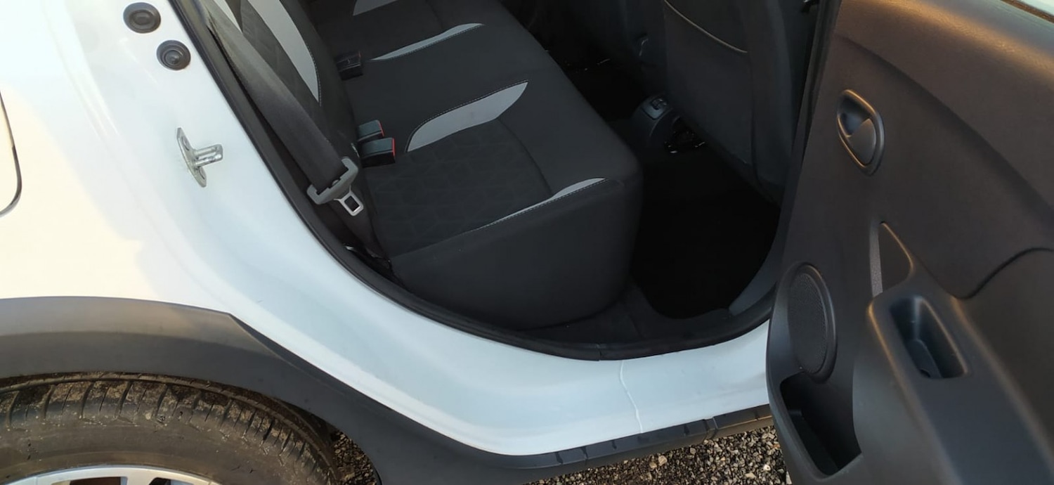 Used Dacia Sandero Stepway 2015 for sale - 76799221: Photo 14