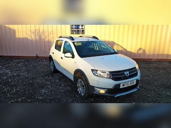 Used Dacia Sandero Stepway 2015 for sale - 76799221: Photo