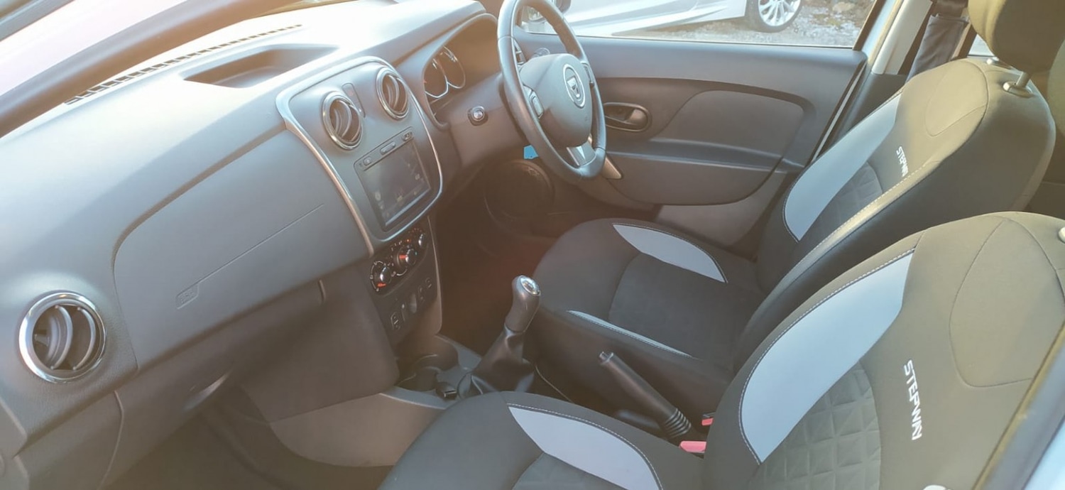 Used Dacia Sandero Stepway 2015 for sale - 76799221: Photo 25