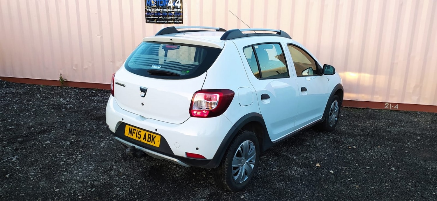 Used Dacia Sandero Stepway 2015 for sale - 76799221: Photo 3