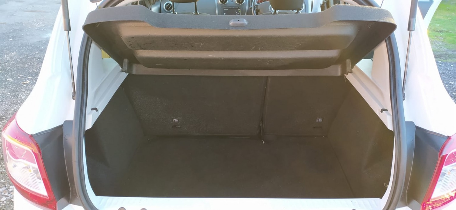 Used Dacia Sandero Stepway 2015 for sale - 76799221: Photo 32