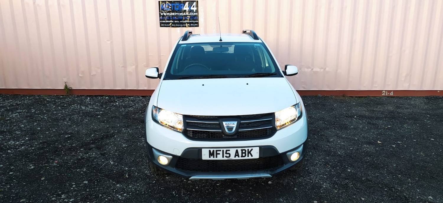 Used Dacia Sandero Stepway 2015 for sale - 76799221: Photo 5