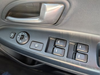 Used Kia Rio 2016 for sale - 78989786: Photo