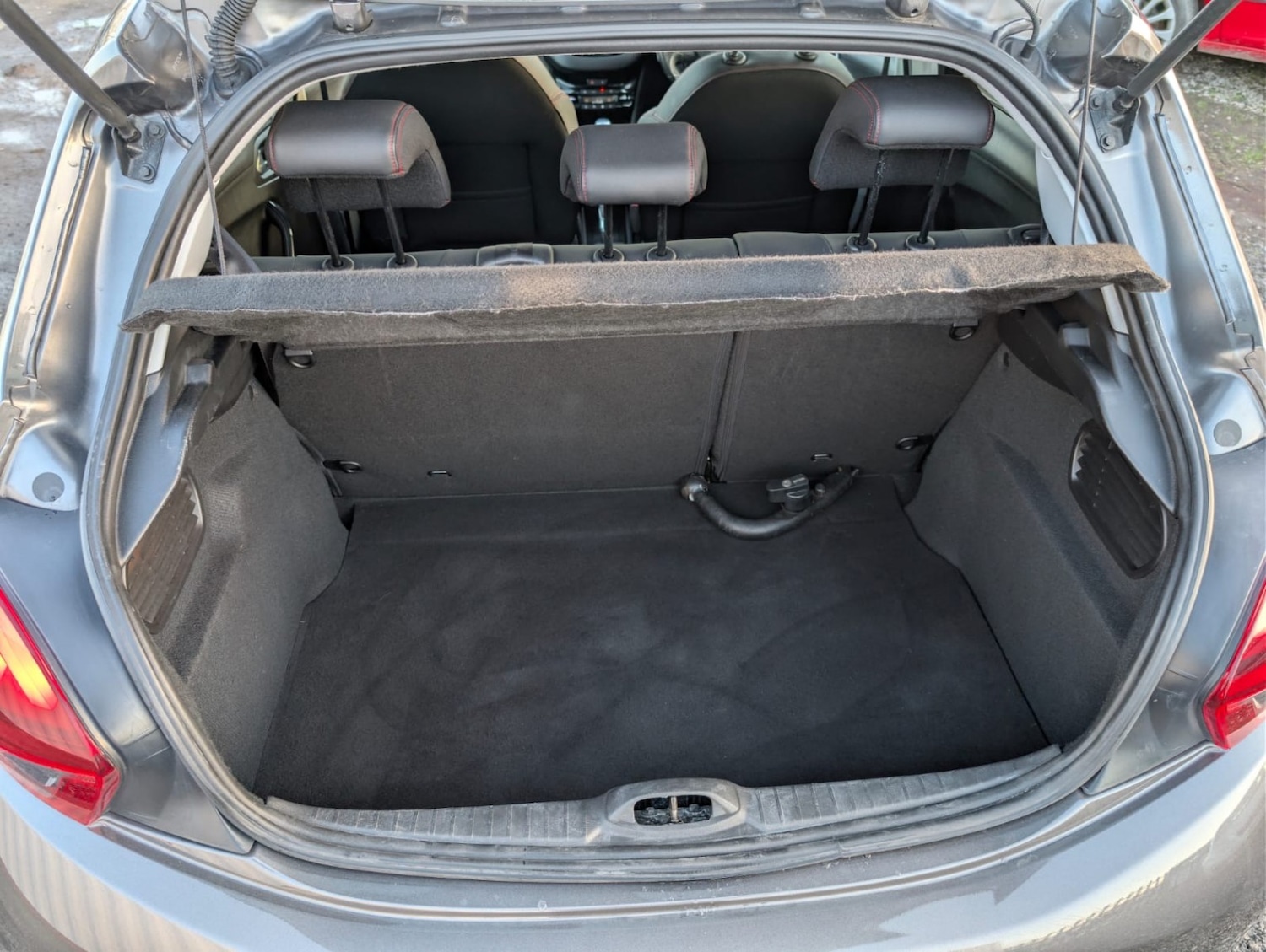 Used Peugeot 208 2019 for sale - 77616341: Photo 28