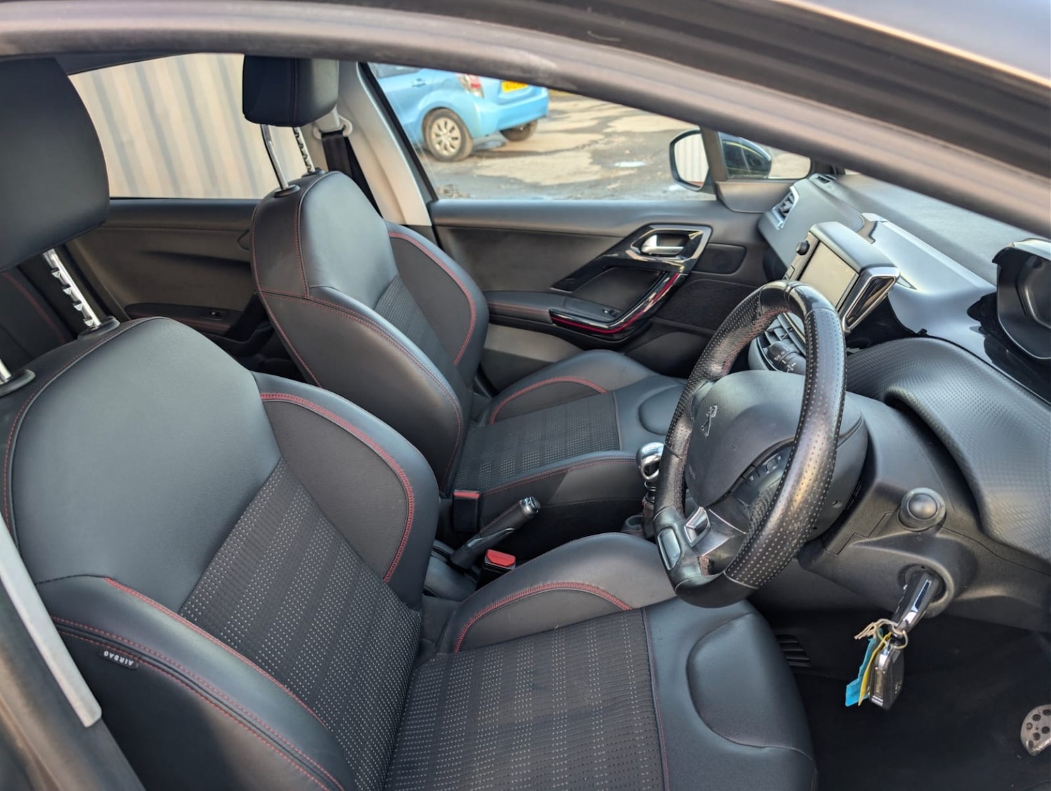 Used Peugeot 208 2019 for sale - 77616341: Photo 41