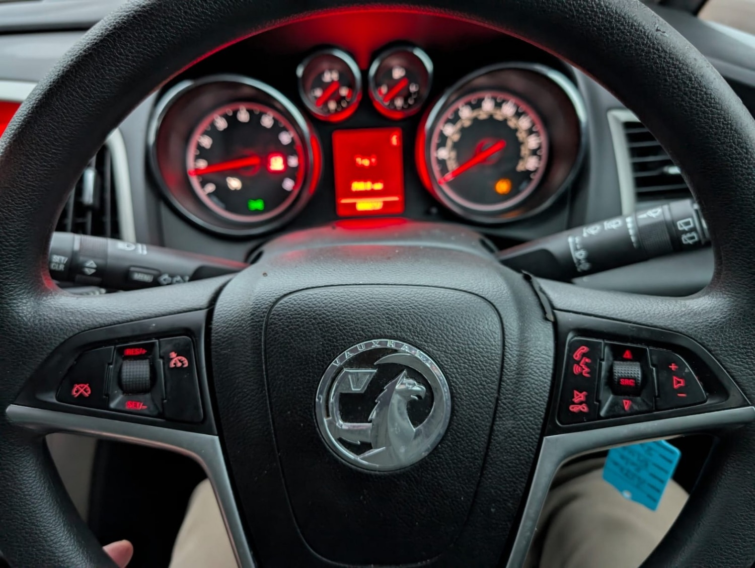 Used Vauxhall Astra 2010 for sale - 77616353: Photo 19