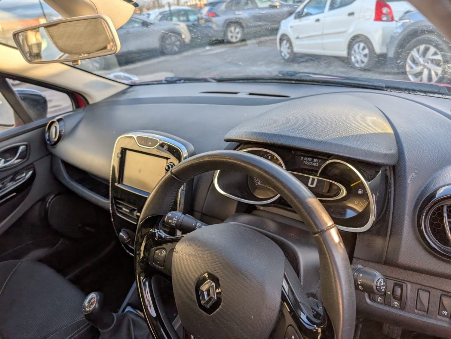 Used Renault Clio 2014 for sale - 77089890: Photo 25