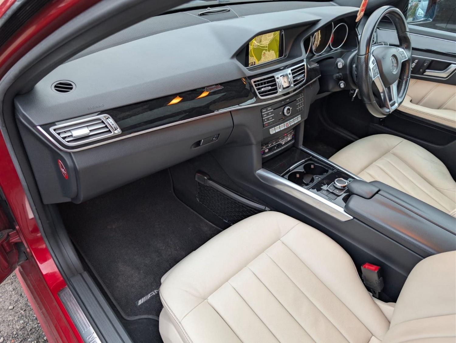 Used Mercedes-Benz E Class 2015 for sale - 77548266: Photo 44