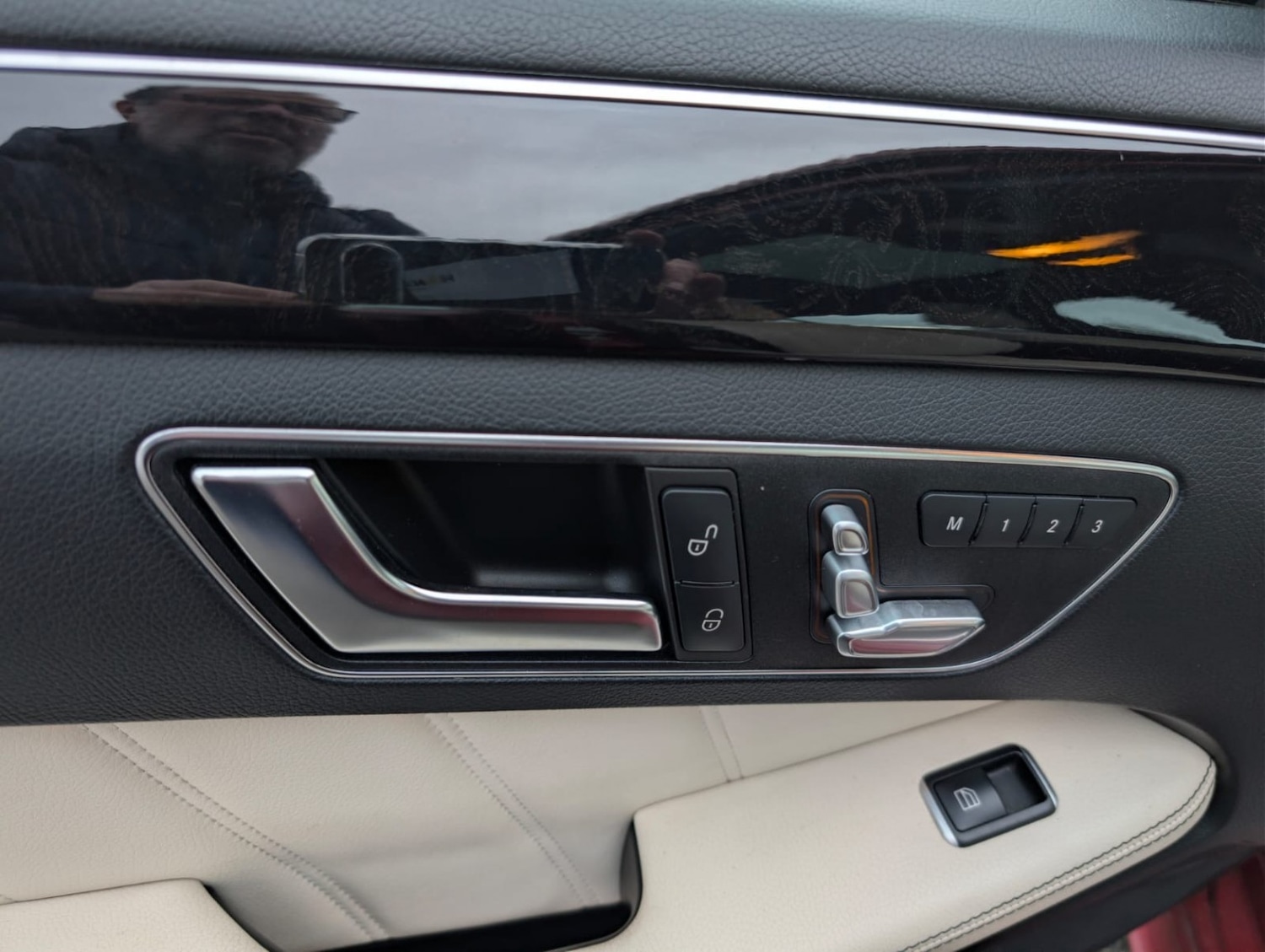 Used Mercedes-Benz E Class 2015 for sale - 77548266: Photo 56