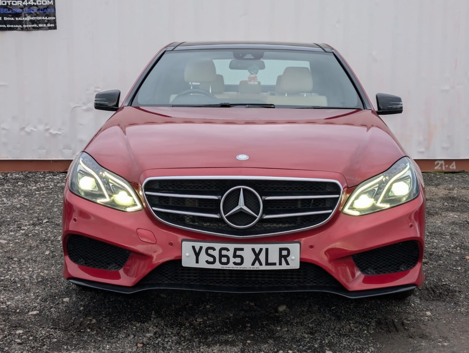 Used Mercedes-Benz E Class 2015 for sale - 77548266: Photo 6